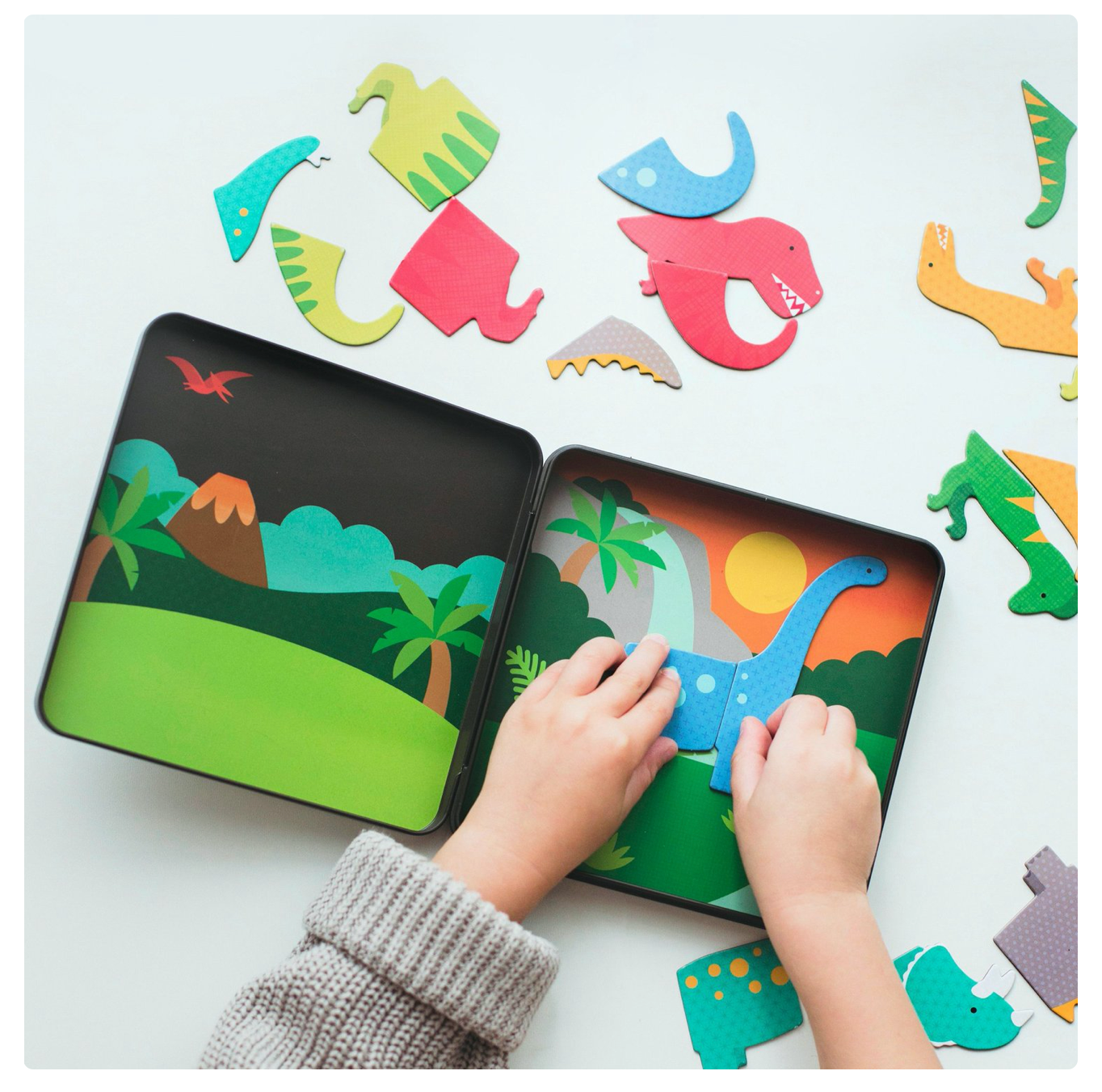 Petit Collage Magnetic Dinosaur Play Set